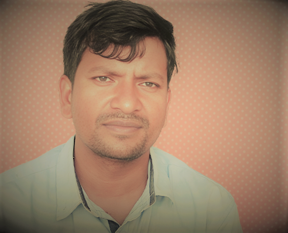 मनोज पासवानले सानैदेखि गाउँघरका मिटरब्याजी साहु, महाजन देखे; तिनको शोषण खेपे